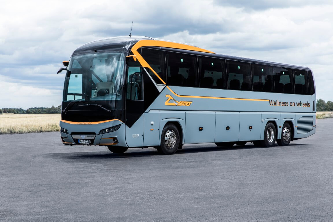 Jubileuszowy Neoplan Tourliner - FleetLOG