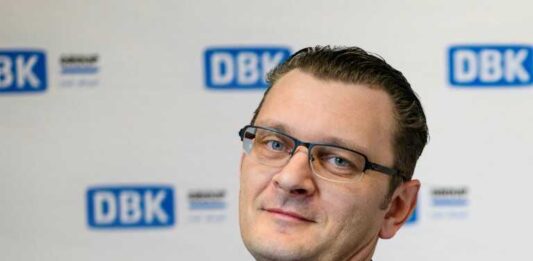 Daniel Kozikowski, dyrektor pionu sprzedaży naczep Kögel w Grupie DBK