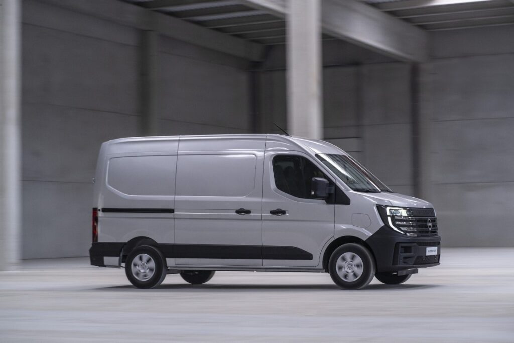 Nissan Interstar