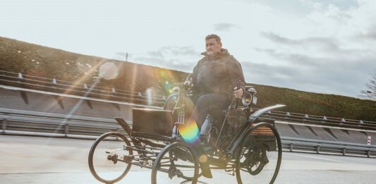 Benz Motor-Velocipede pierwszy seryjnie produkowany samochód kończy 130 lat