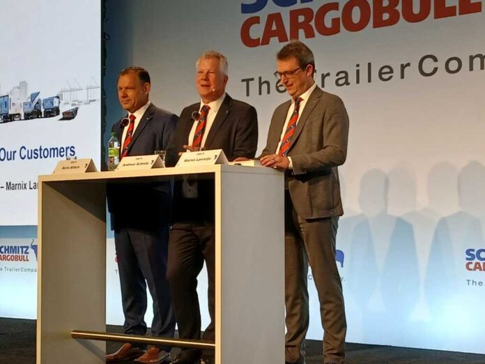 Delivering Efficiency. Schmitz Cargobull