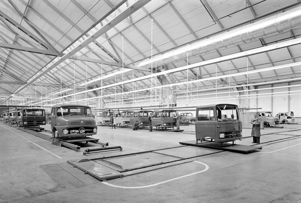 fabryka Mercedes-Benz