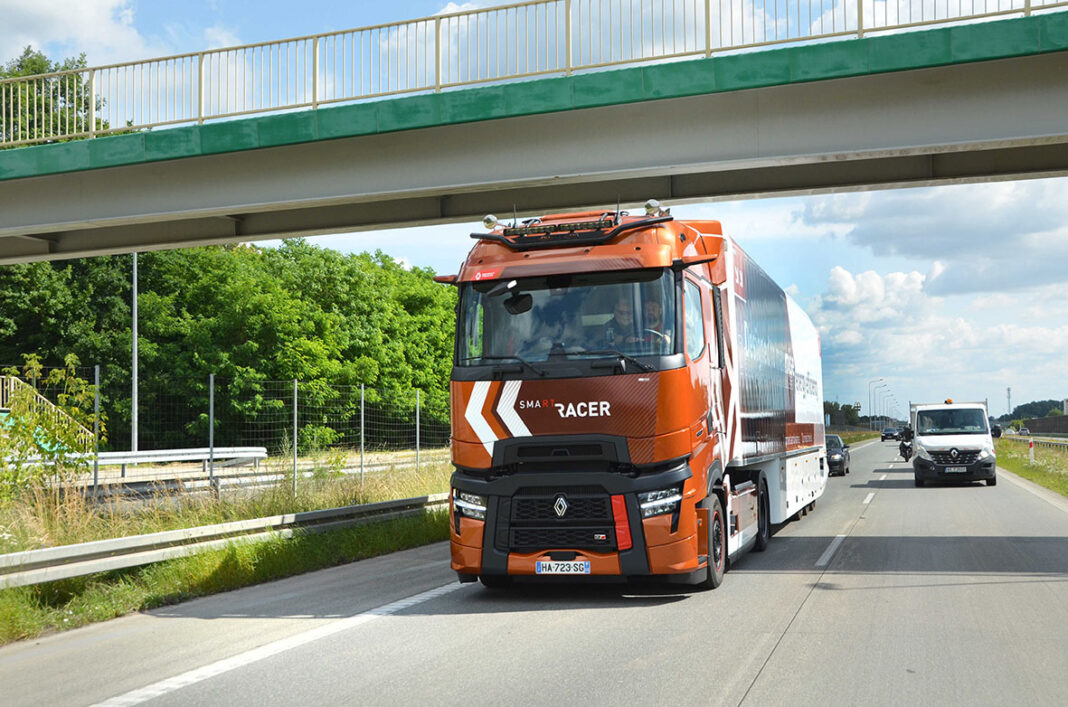 Renault Trucks T480 Smart Racer: Jak bardzo Smart? - fleetLOG