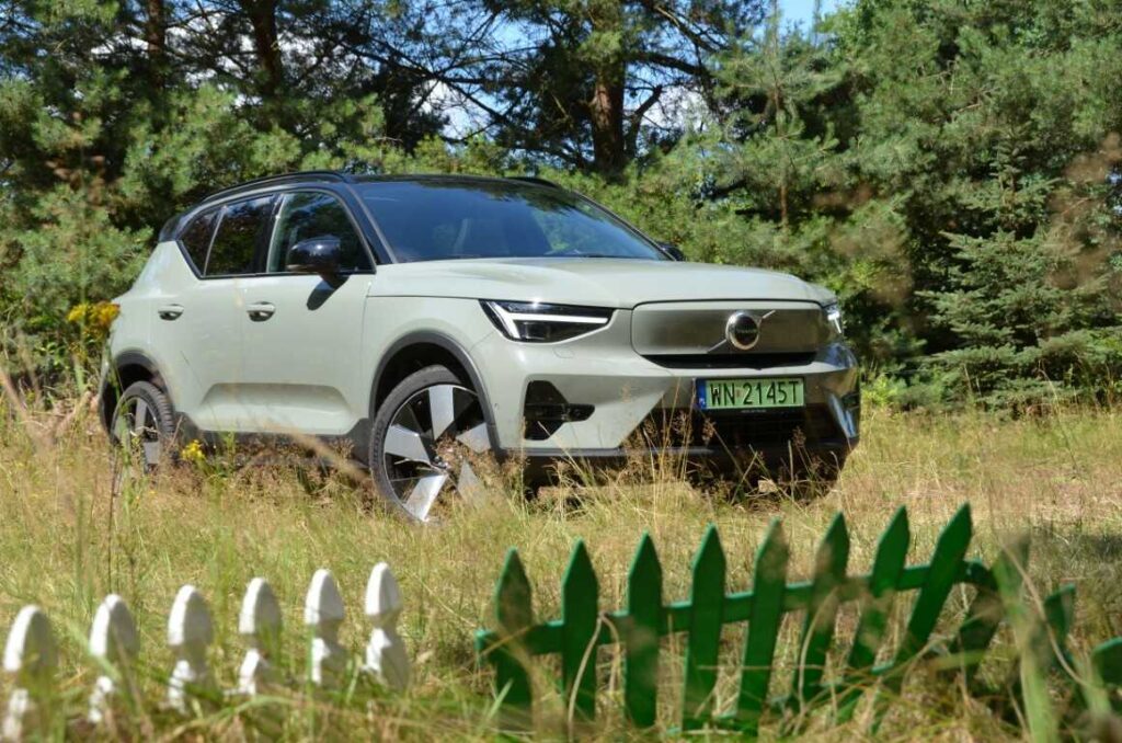 Volvo EX40 Twin Motor