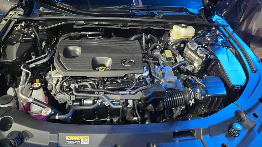Lexus ES