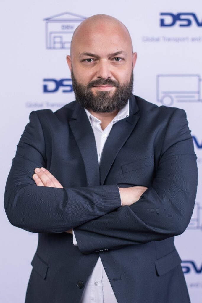 Piotr Czajkowski, starszy kierownik ds. floty w DSV – Global Transport and Logistics. Elektryfikacja transportu