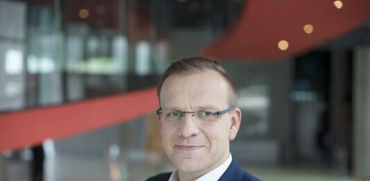Łukasz Zembowicz Barometr e-Shopper 2025