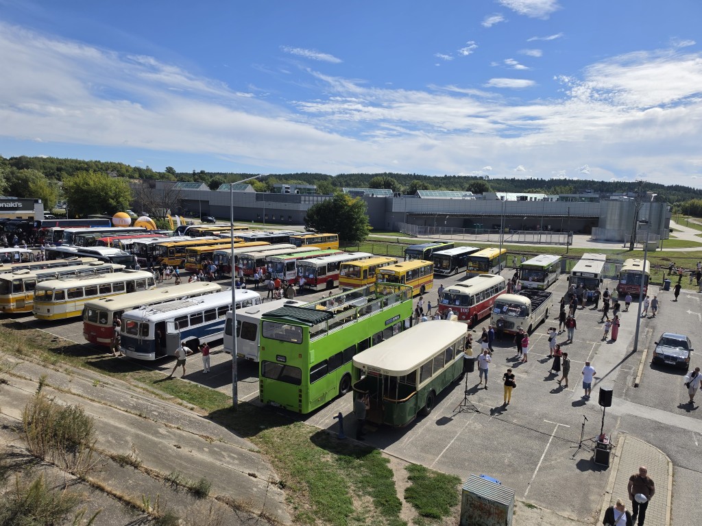 zlot autobusow
