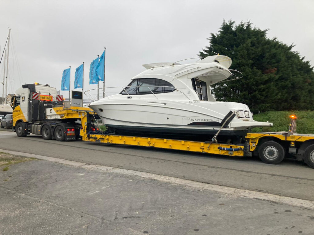Transport jachtów i łodzi