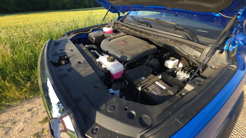 Silnik 2.0 turbodiesel MHEV pod maską Foton Tunland V9